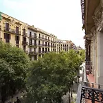 Beautiful apartment in Eixample