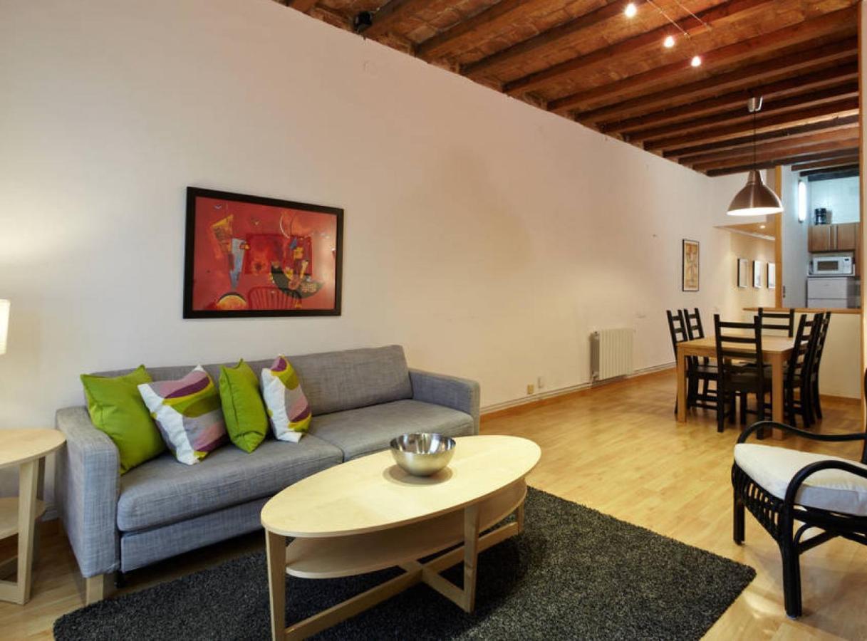 Beautiful In Eixample Apartment *